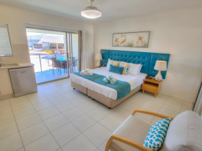 1770 Lagoons Central Apartment Resort