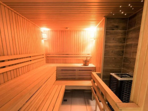 Отель Wellton Centrum Hotel & Spa