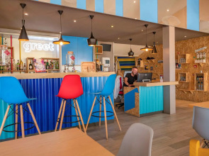 Greet Hotel Marseille Provence Aéroport