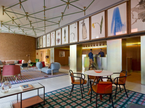 Отель Room Mate Giulia