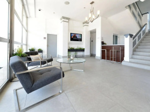 Air Venice on the Beach