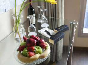 PLAY Seaport Suite Hotel TLV