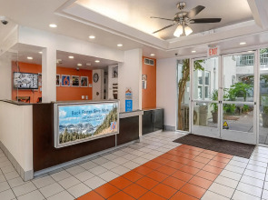 Motel 6 San Diego, CA - Downtown