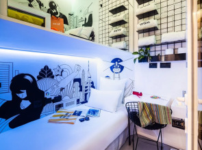 Wom Allenby Pod Hotel