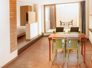 Viaggio Teleport Suites