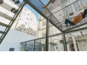 Хостел WOT Patio Social