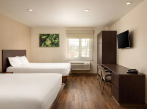 Extended Suites Tijuana Macroplaza