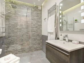 Amirovista-garden, Lake View, Shared Pool