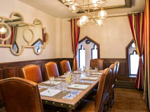 Holiday Inn Manhattan Financial District