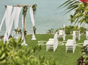 Four Seasons Resort Bali at Jimbaran Bay 