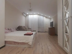 Maxi House On Inozemtsevo