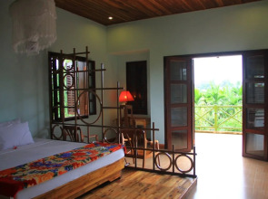 Waterside Resort & Spa