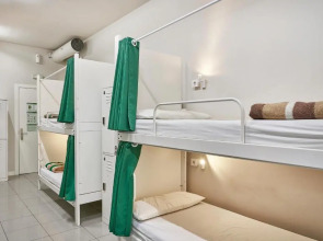 Hola Hostal Eixample - Hostel