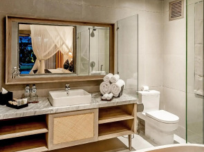 Nirwana Beach & Resort