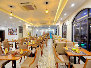 Crown Nguyen Hoang Hotel