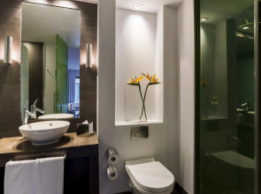 Port Fiesta Park Hotel