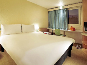 ibis Rouen Centre Champ de Mars