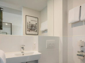 Sheraton Amsterdam Airport Hotel and Conference Center