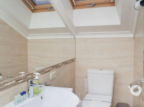 Мини-отель «Седьмое небо», ул. Евгения Коновальца