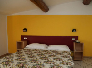 Hotel Mantegna Stazione , Mantegna Hotels