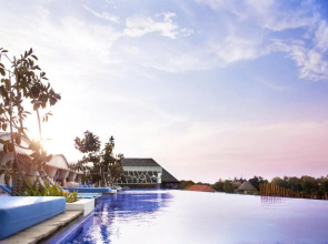TS Suites Seminyak