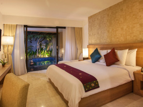 Cross Vibe Paasha Atelier Bali Kuta