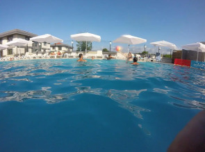 Uçar Royal Hotel and Conference Hall