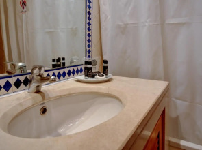 VIP Executive Eden Aparthotel