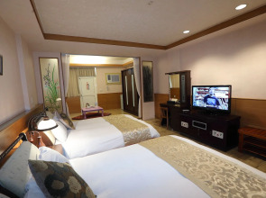 First Place B&B - Hualien Railway Station