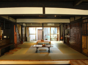 The hostel & Tatami bar UCHIKOBARE