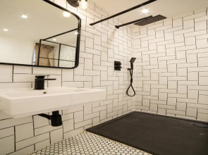 Отель Amsterdam