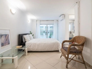 Studio in the city center, Syntagma