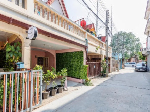 Baan Mee Suk Ayutthaya - Hostel