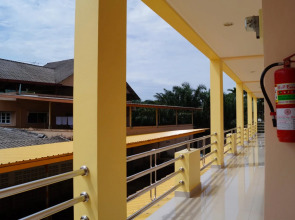 Jirasin Hotel & Apartment