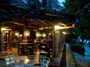 Easy Diving and Beach Resort