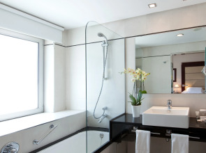 Hotel Andalucia Center