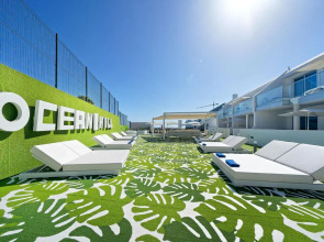 Apartamentos Blue Star