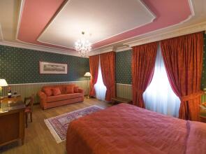 Strozzi Palace Hotel