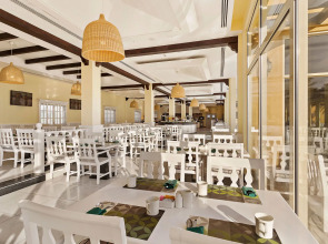 Al Hamra Village Hotel