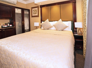 Paramount Times Square – A Generator Hotel