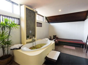 The Tacola Resort & Spa