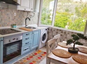 Caparica Cliff View by Host-Point