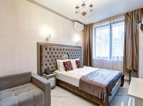 Аурия Круиз