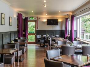 Loch Leven Hotel & Distillery