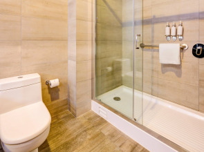 Wyndham Santiago Aeropuerto