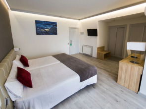 Отель Sweet Hotel Renasa