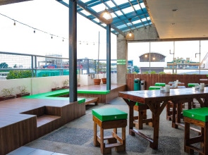 RedDoorz @ Junquera Extension Cebu