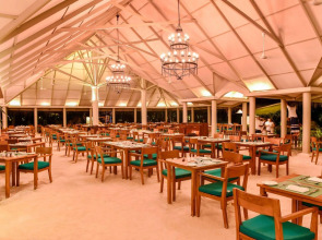 Adaaran Select Huduran Fushi