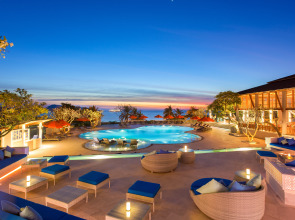 Diamond Cliff Resort & Spa, Patong Beach