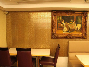 Oriental Lander Hotel